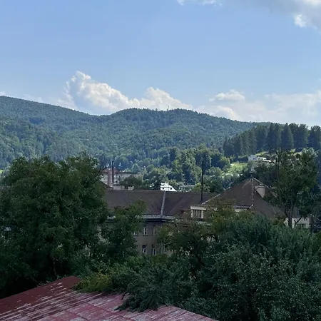 Grand, Self Check-in, Free Private Parking 招待所