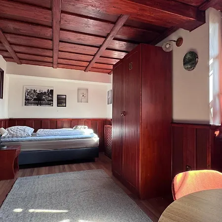 Grand, Self Check-in, Free Private Parking ゲストハウス