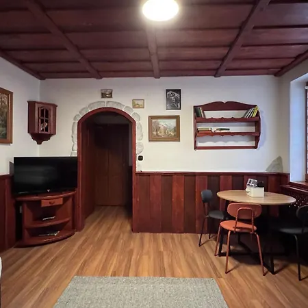 Grand, Self Check-in, Free Private Parking Guest house Banska Bystrica