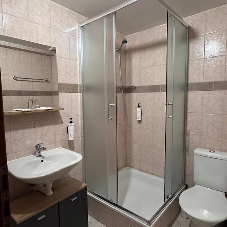 ゲストハウス Grand, Self Check-in, Free Private Parking