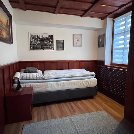 Grand, Self Check-in, Free Private Parking