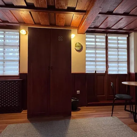 Grand, Self Check-in, Free Private Parking Guest house Banska Bystrica