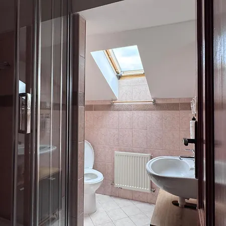 Grand, Self Check-in, Free Private Parking Гостевой дом 2*